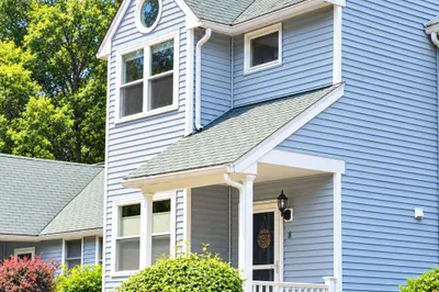 8 Bucky Dr #8 1