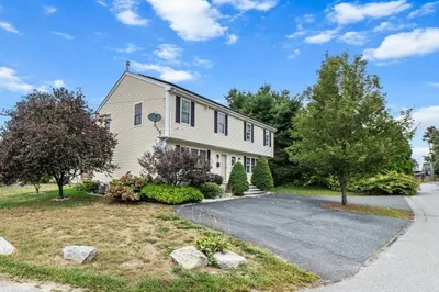 4 Domenick St #4