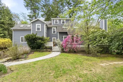1333 Great Plain Ave 1