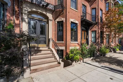 189 Warren Avenue #4