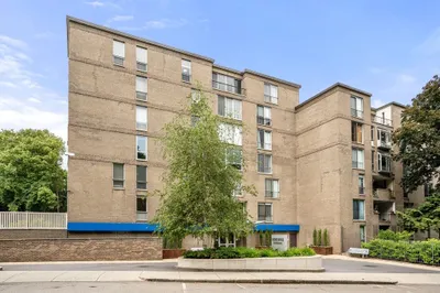 99 Pond Avenue #D802
