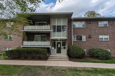 49 Jacqueline Rd #6