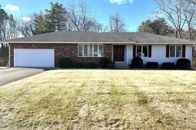 82 Mclean Parkway