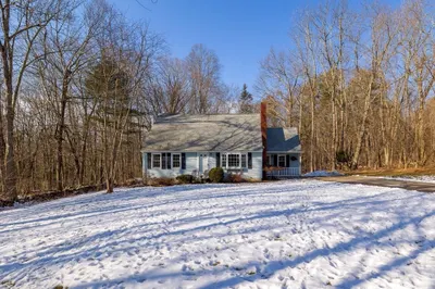 35 Bushnell Rd 1
