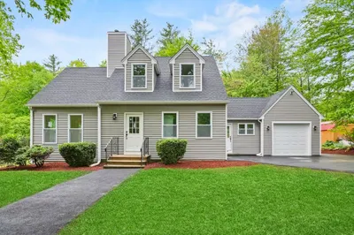 133 Village Crossing 1