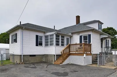 57 Larouche St