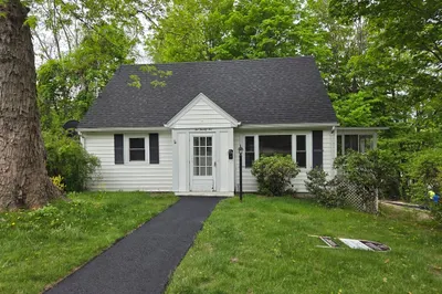 222 Cedar St #222