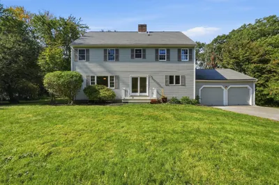 89 Brush Hill Rd 1