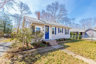3 Lucia Lane 1