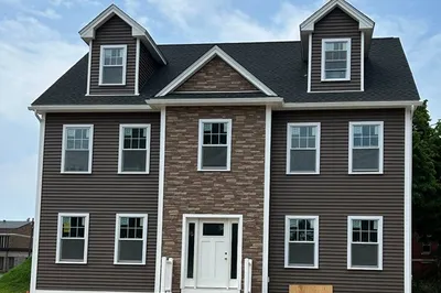 108 Bunker Hill 1