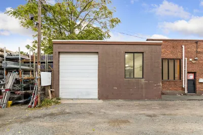 84 Eastern Ave #4 1