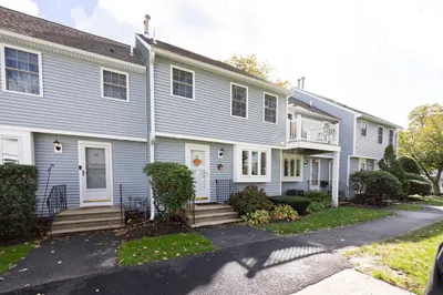 140 N Main St #3B 1