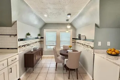 10 Clark St #3