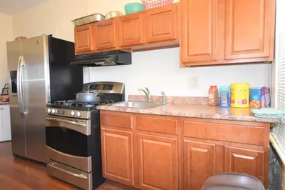 11 Hammond St #7