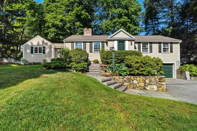 5 Willowdale Rd 1