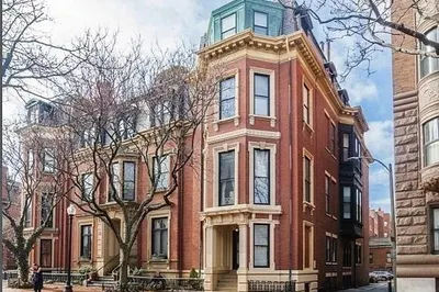 328 Dartmouth St #8 1