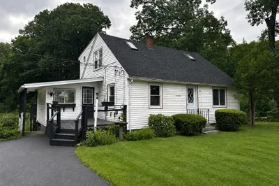 200 N Quinsigamond Ave 1