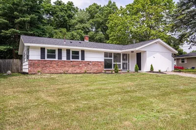 106 Christopher Rd
