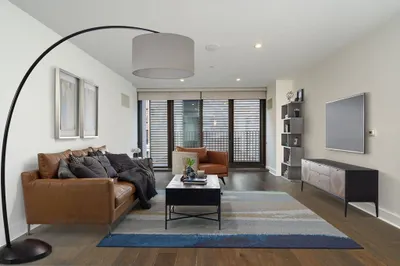 14 W Broadway #403
