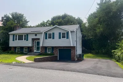 206 Mount Pleasant St 1