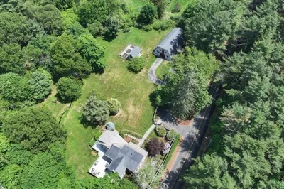 136 South Pleasant St 1