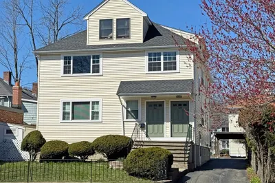 539-541 Commonwealth Ave 1