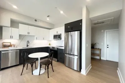 379 Somerville Ave #8 1