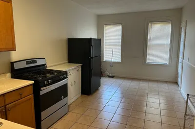 18 Creighton St #1