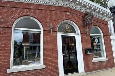 106 Front St 1