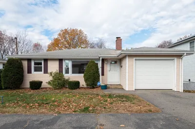 16 Barnes Cir 1