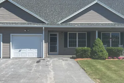 9 Daniel Dr #9 1
