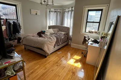 100 Linden St #6 1