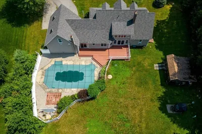 464 Leadmine Rd 1