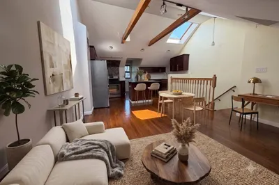 10 Dwight St #3B