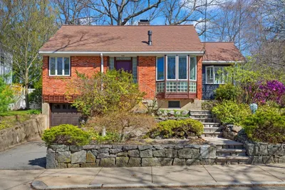 34 Crehore Rd