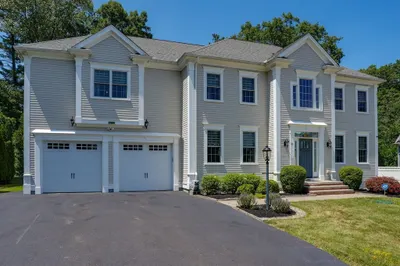 10 Sterling Ct 1