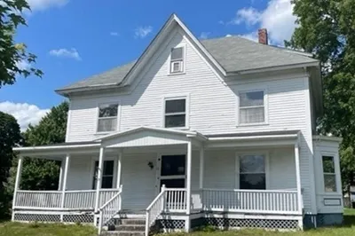 19 School St