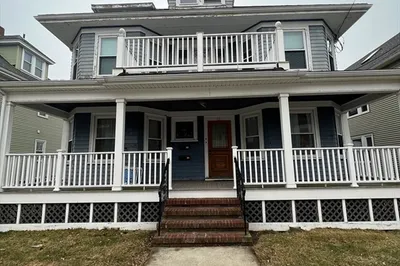 66 Perthshire Road #2 1