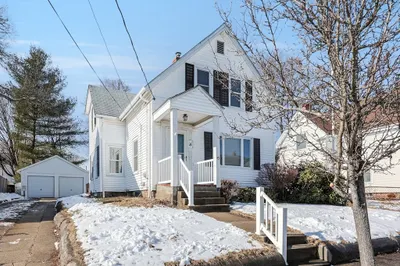 45 Gifford St 1