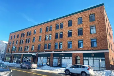 315 Rantoul St #406