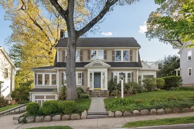 46 Randlett Park
