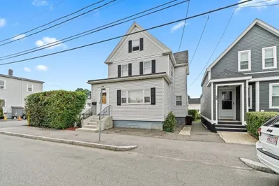 34 Tuttle St