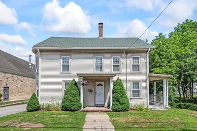 82 Main Street 1