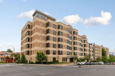 1650 Commonwealth Ave #504