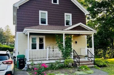 2 Pine St