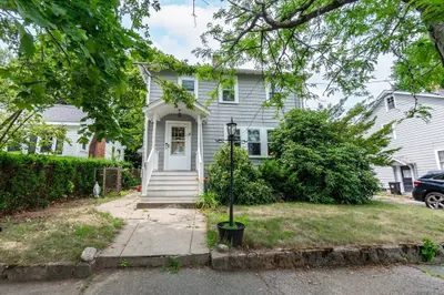 29 Lawrence Rd 1