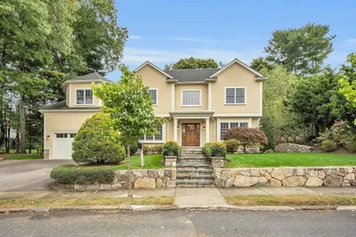 16 Cynthia Rd 1