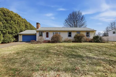 14 Hawley Rd