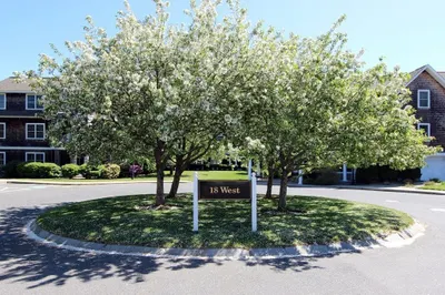 18 West Rd #214 1