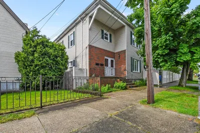126-128 Sylvia Street 1
